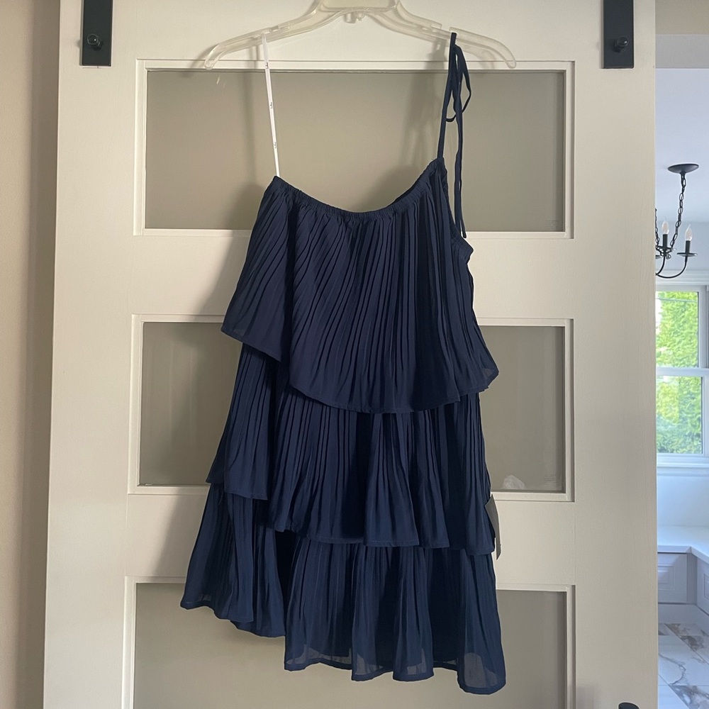 Lulu's ‘Blowing Kisses’ Pleated One-Shoulder Mini Dress in Navy Size Small
